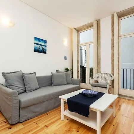Apartment Homely *